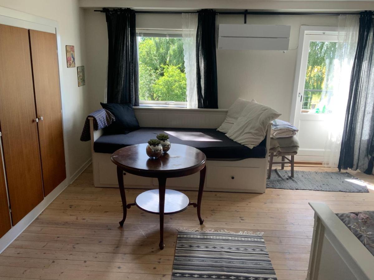 Den Gamle Apotekergaard Bed and Breakfast Hong Εξωτερικό φωτογραφία