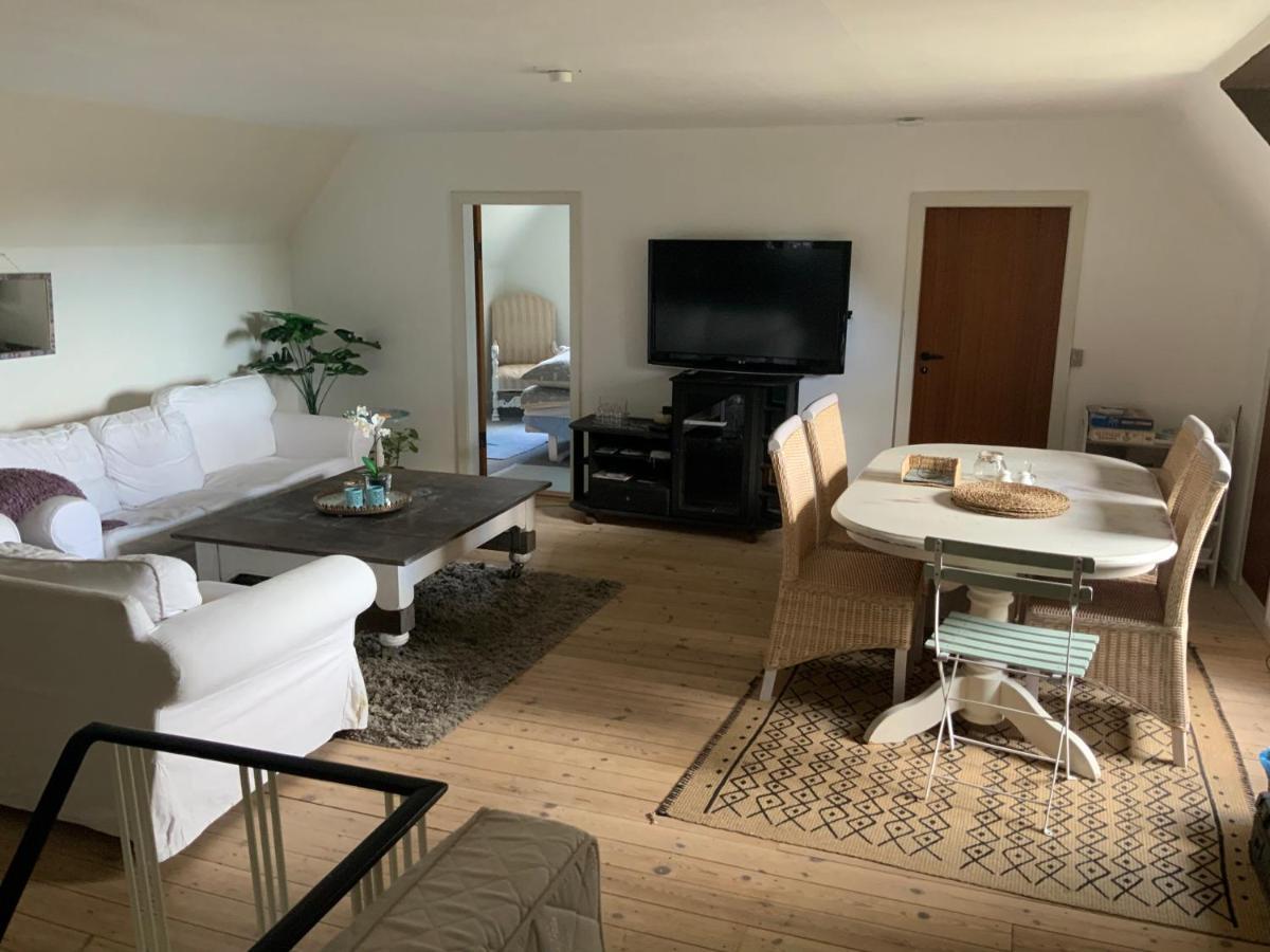 Den Gamle Apotekergaard Bed and Breakfast Hong Εξωτερικό φωτογραφία